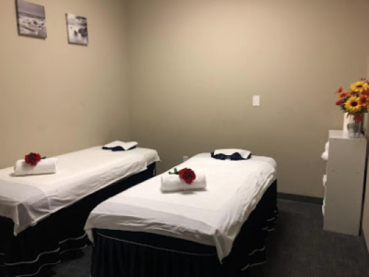 Dy Foot Spa listing photo