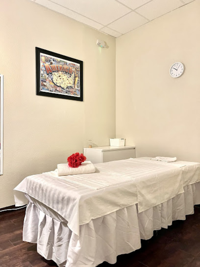 Poway Massage photo 1