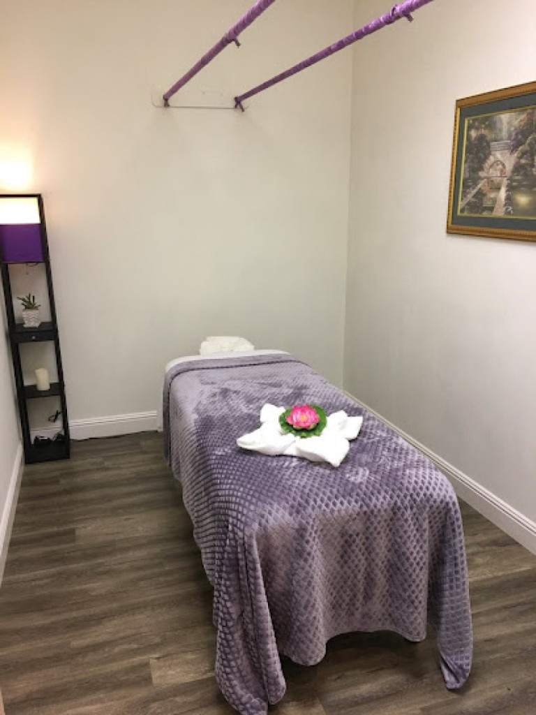 Bamboo Massage photo 1