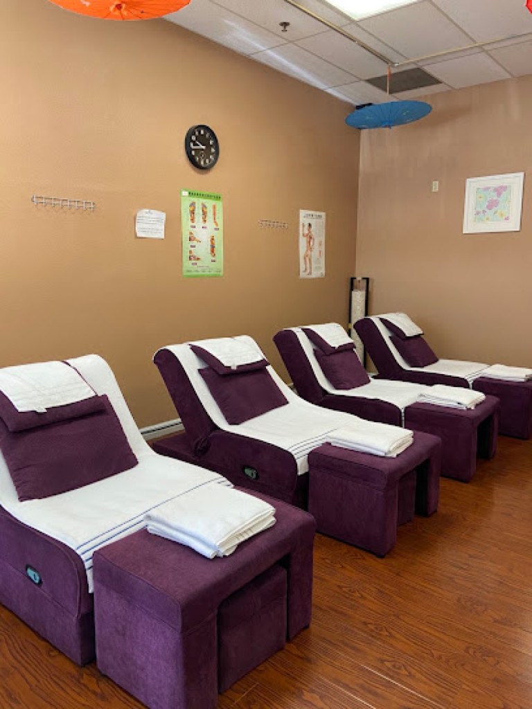 He's Spa Massage photo 1