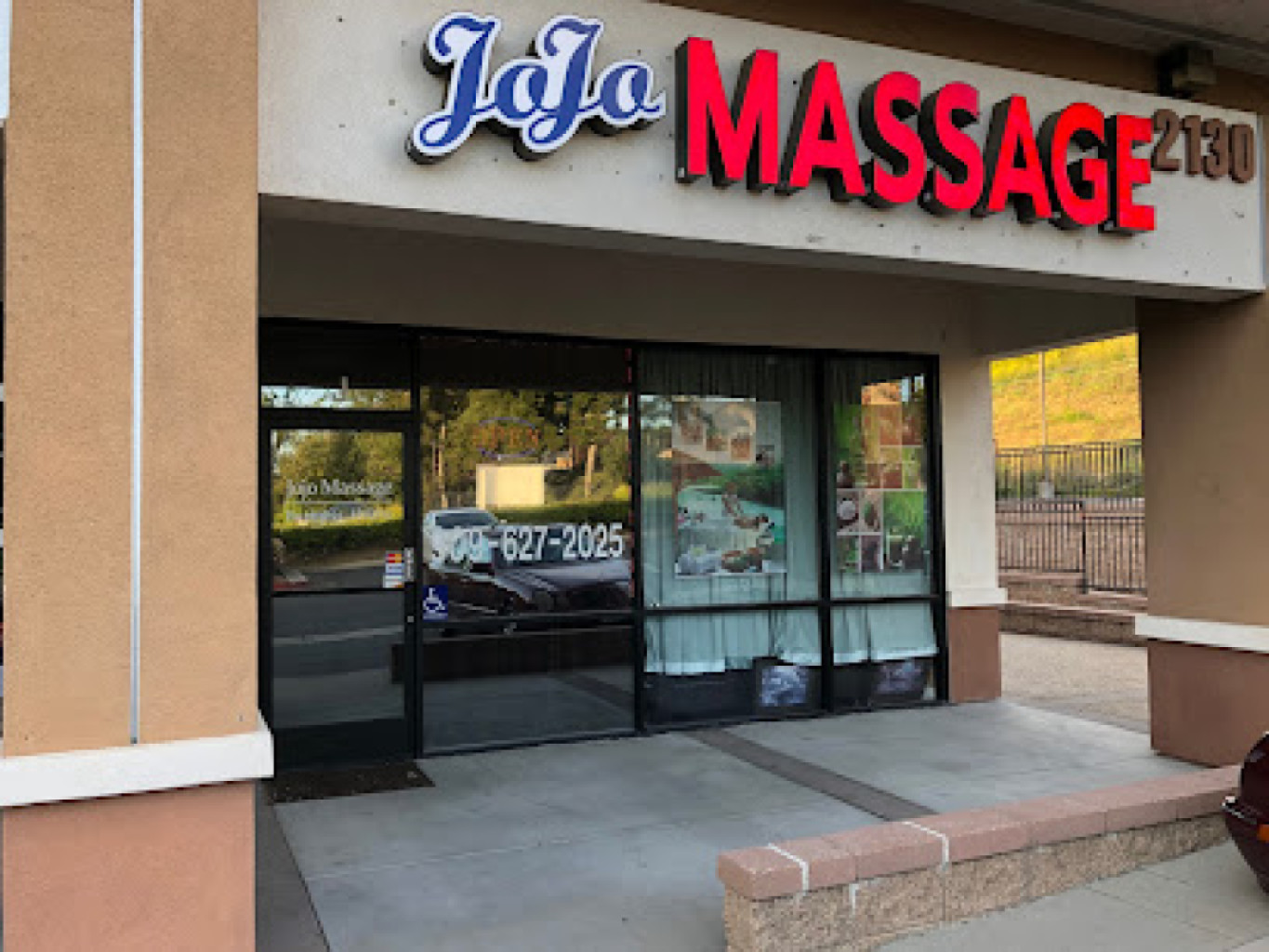 JoJo Massage photo 1
