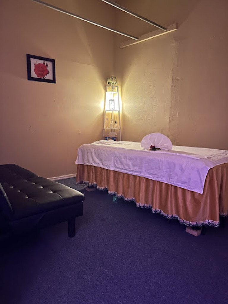 Sky Massage photo 1