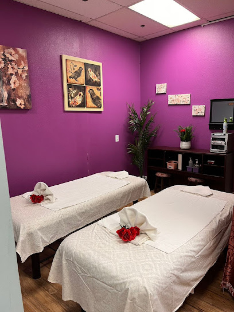 Sunrise Massage photo 1