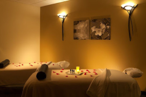 Moon Light Spa listing photo