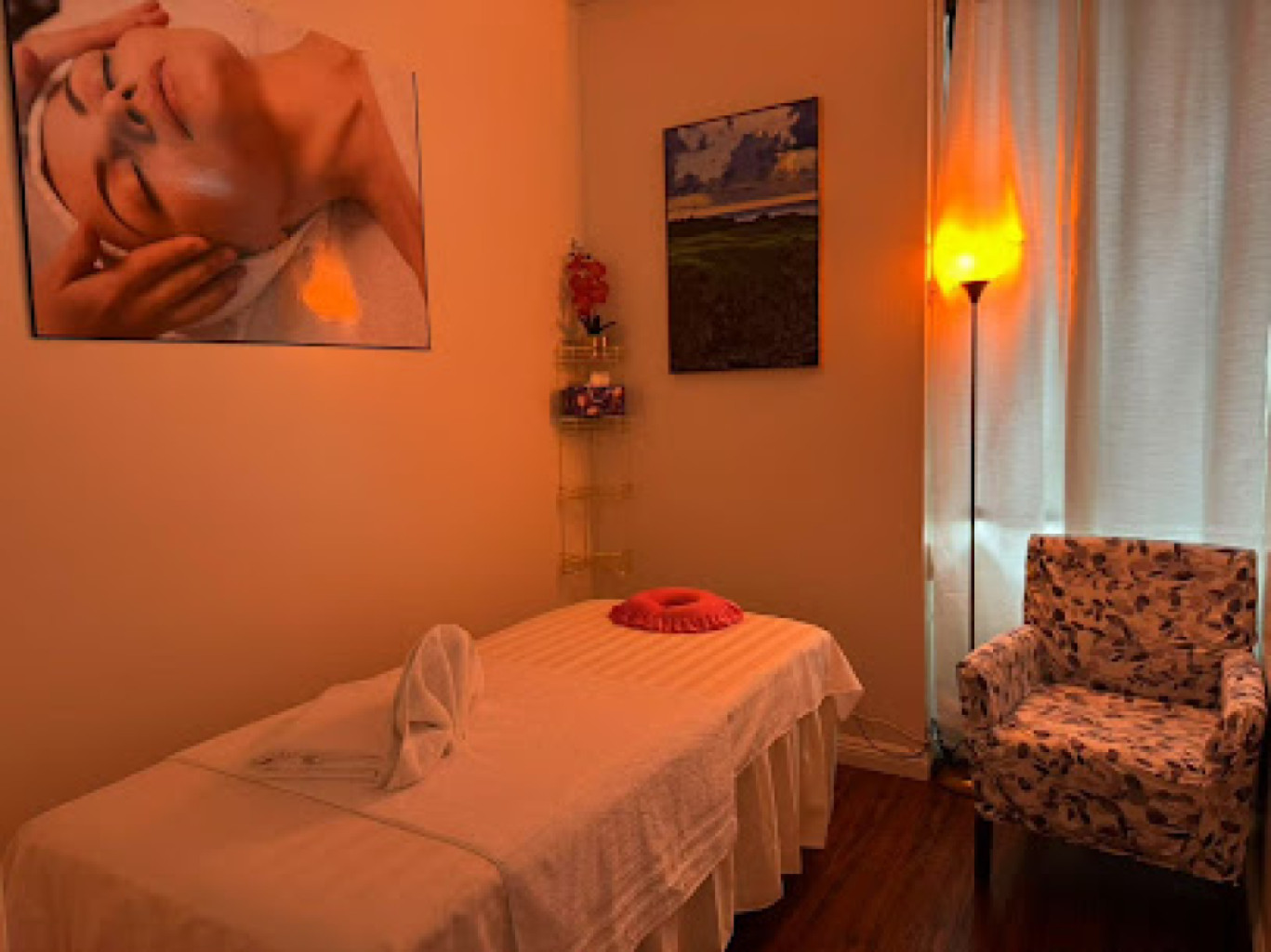 Comfort Massage photo 1