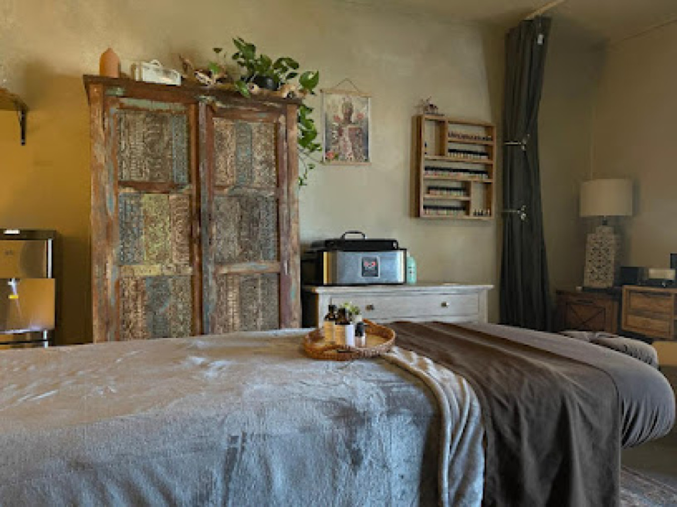 Emunah Bloom Massage photo 1