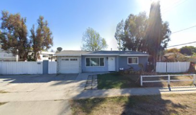 1215 E Mission Ave listing photo