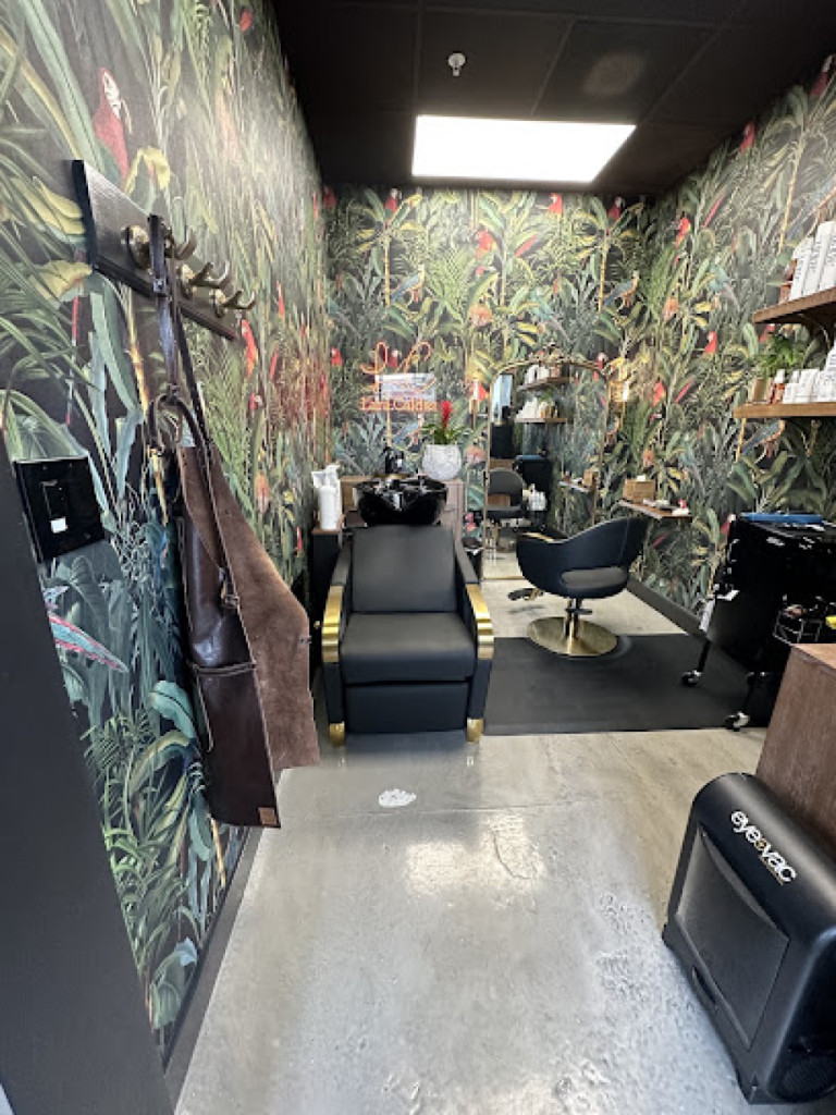 The Red Carpet Salon at New Leaf Plaza photo 1