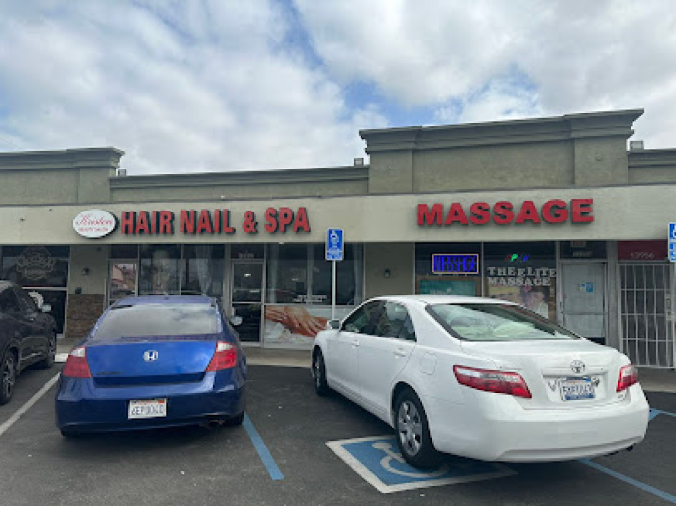 Elite Massage photo 1