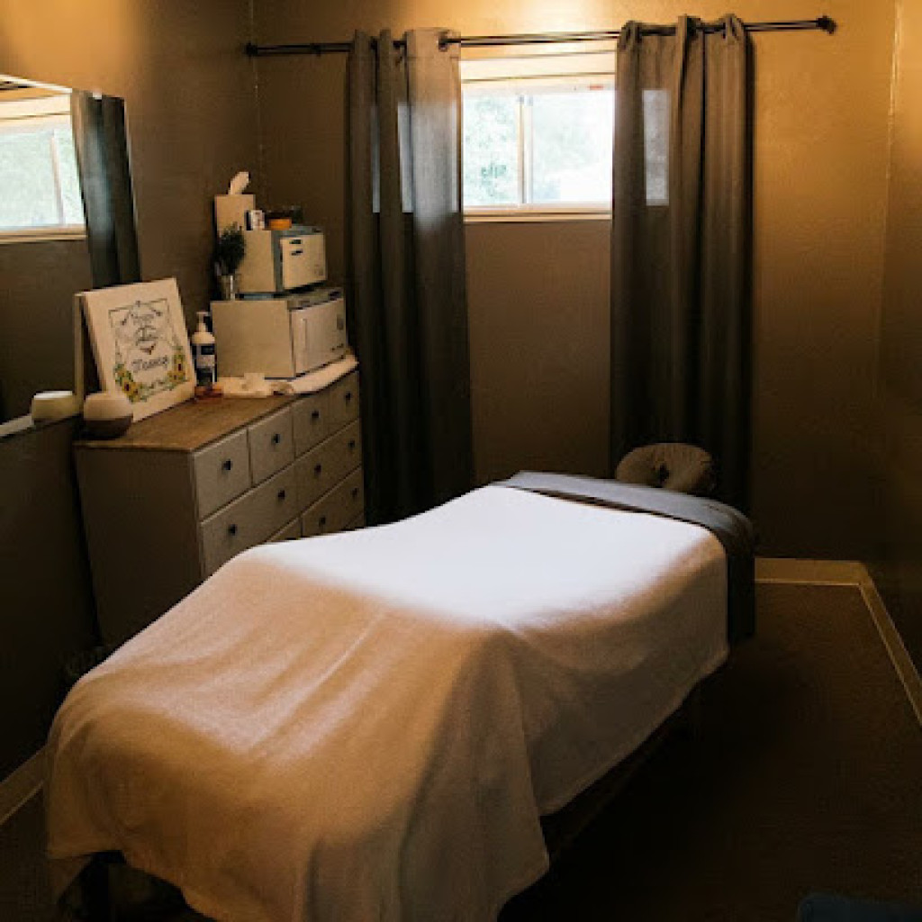 Hygge Holistic Massage photo 1