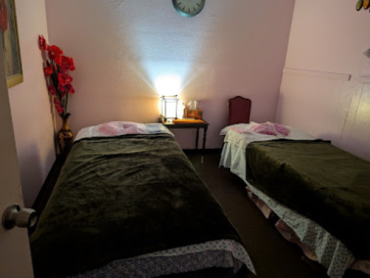 Happy Foot Express listing photo