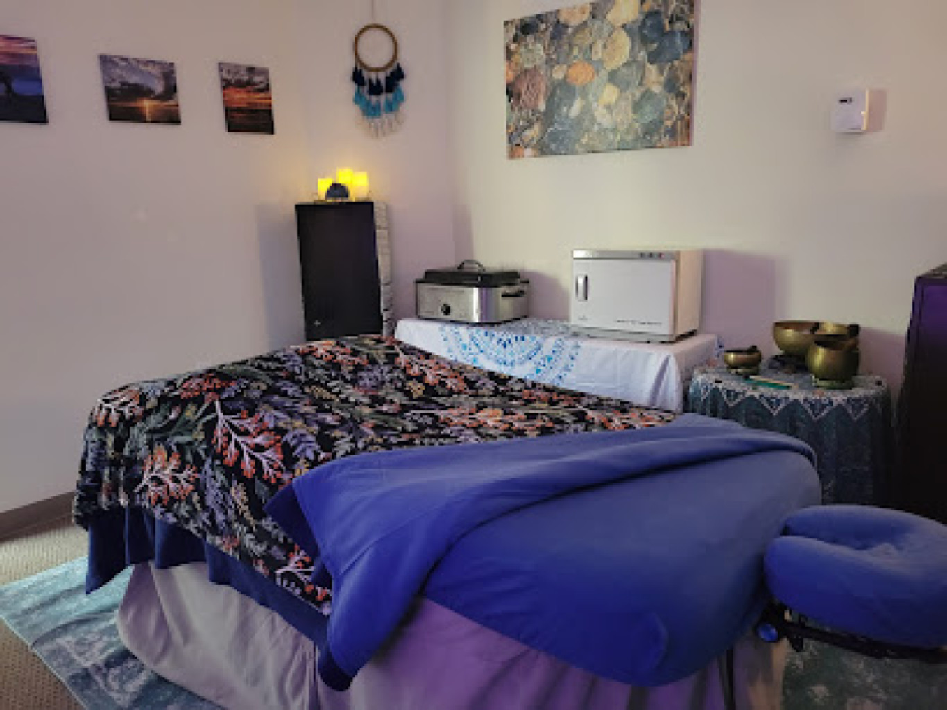Healing Hands Massage Therapy photo 1