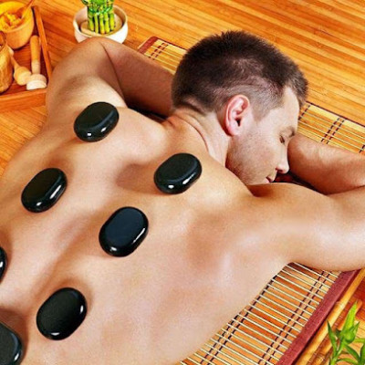 Moon Bay Spa listing photo