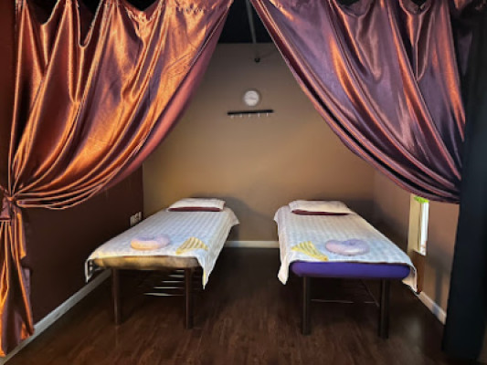 Spring Foot Massage listing photo