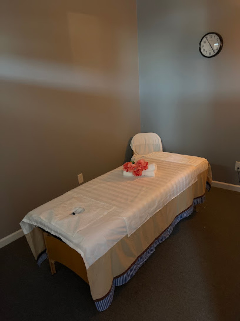 Moon Spa & Massage photo 1