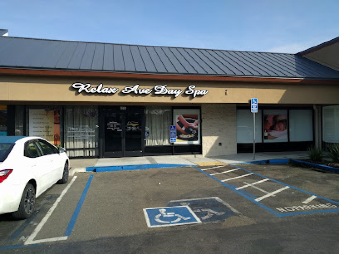 Relax Ave Day Spa photo 1
