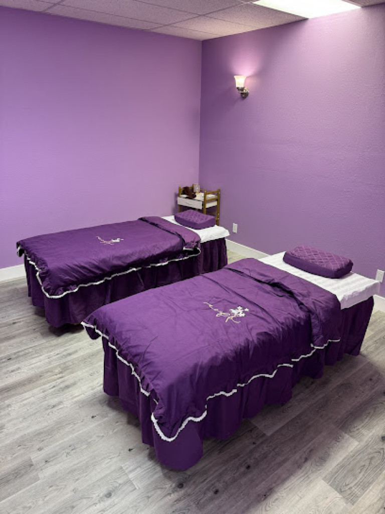 Best Massage photo 1