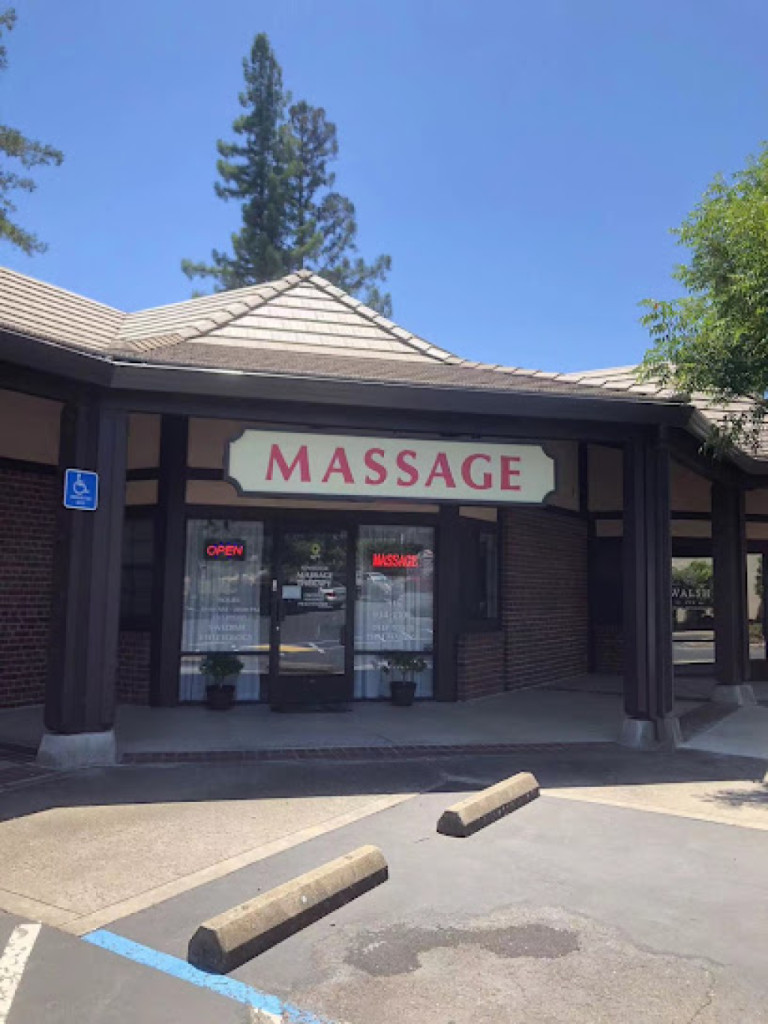 Sunflower Massage photo 1