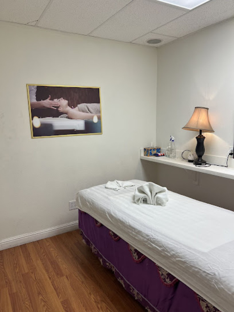 Qiao's Massage photo 1