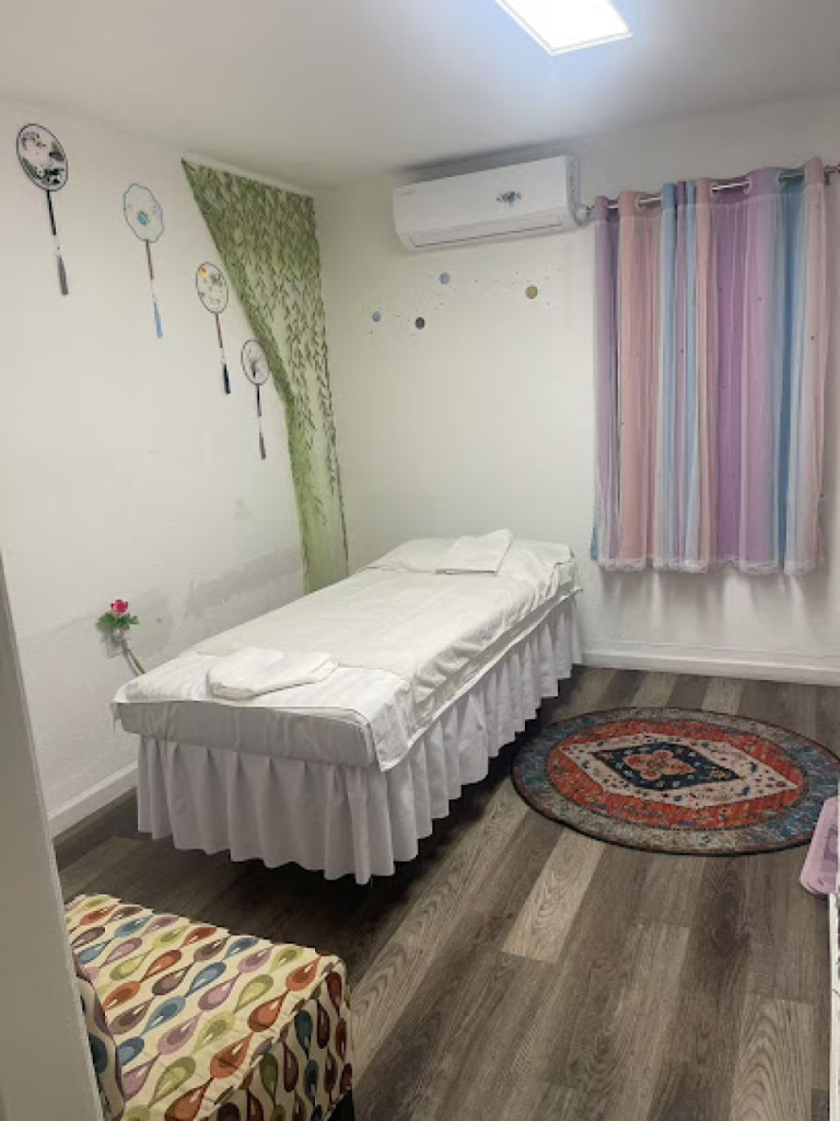 Blue Moon Spa photo 1