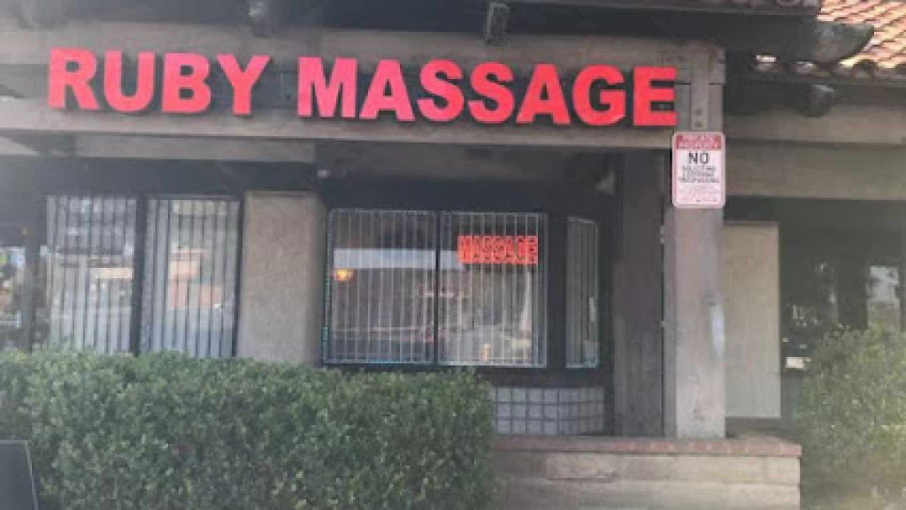 Ruby Massage photo 1
