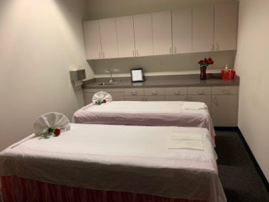 Rosemary Massage listing photo