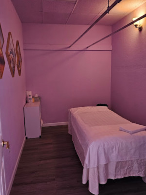 HEALTHY SPA MASSAGE listing photo