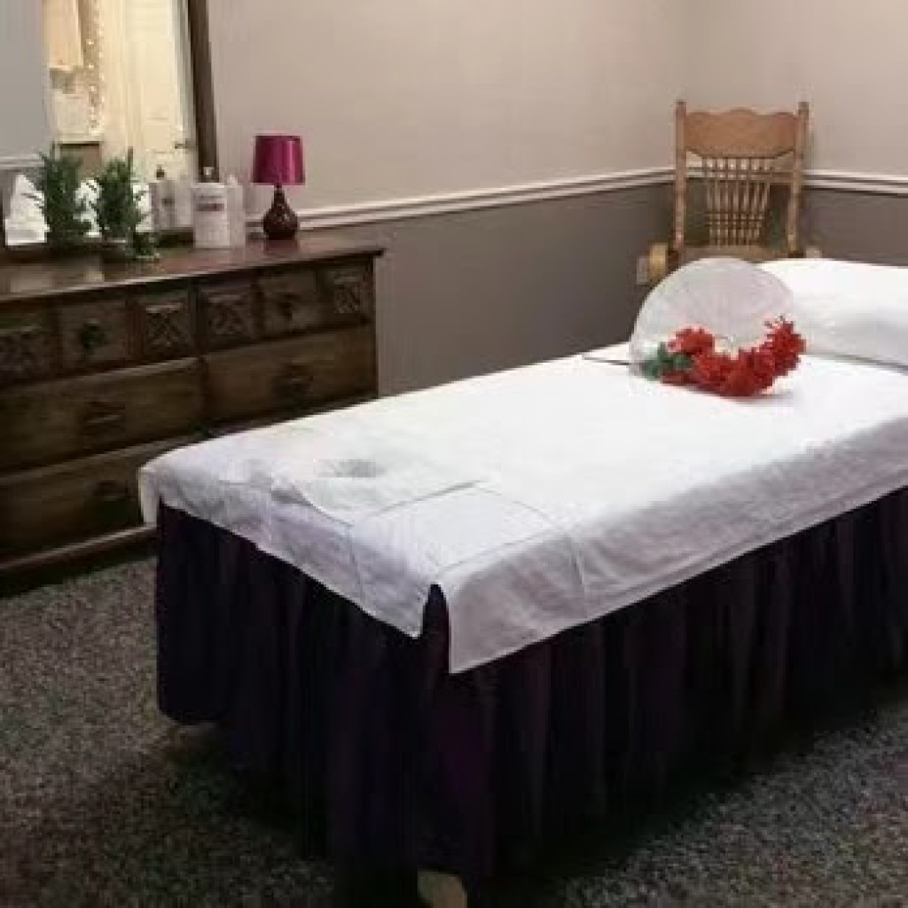 Lake Massage photo 1