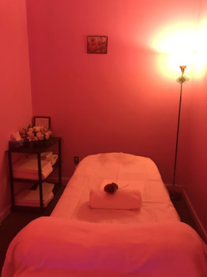 Luna Bodyworks listing photo