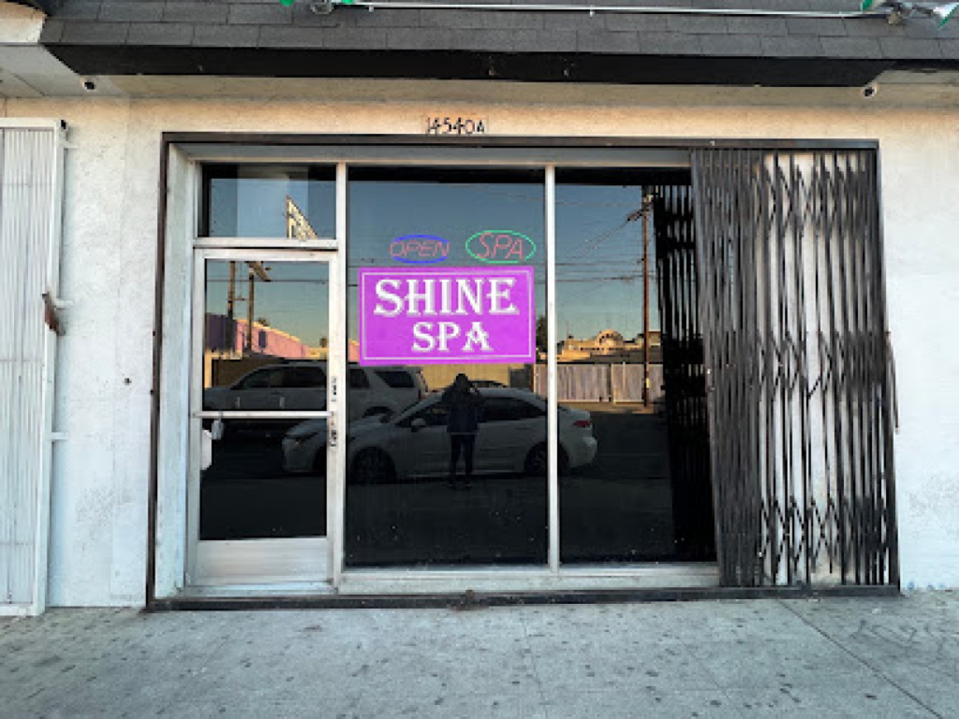 SHINE SPA photo 1
