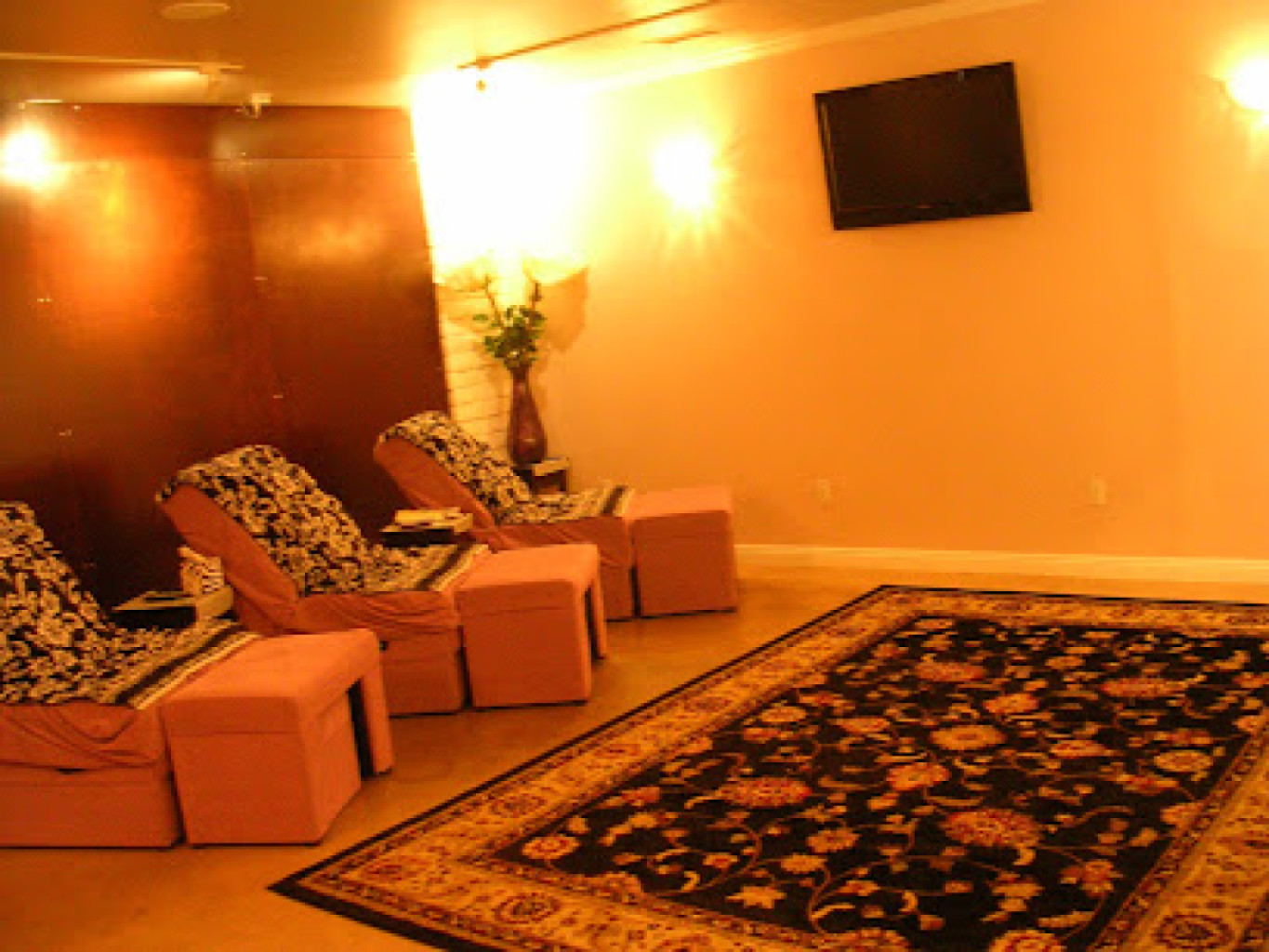 Lucy’s Massage Studio photo 1