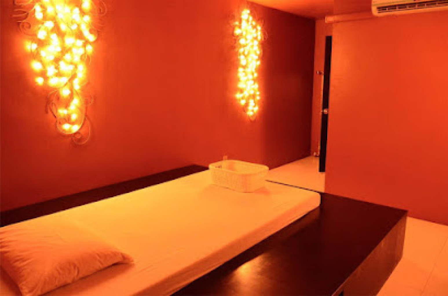 Hong Kong Massage photo 1