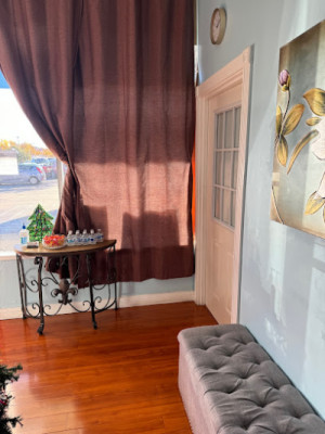 Holiday Spa listing photo