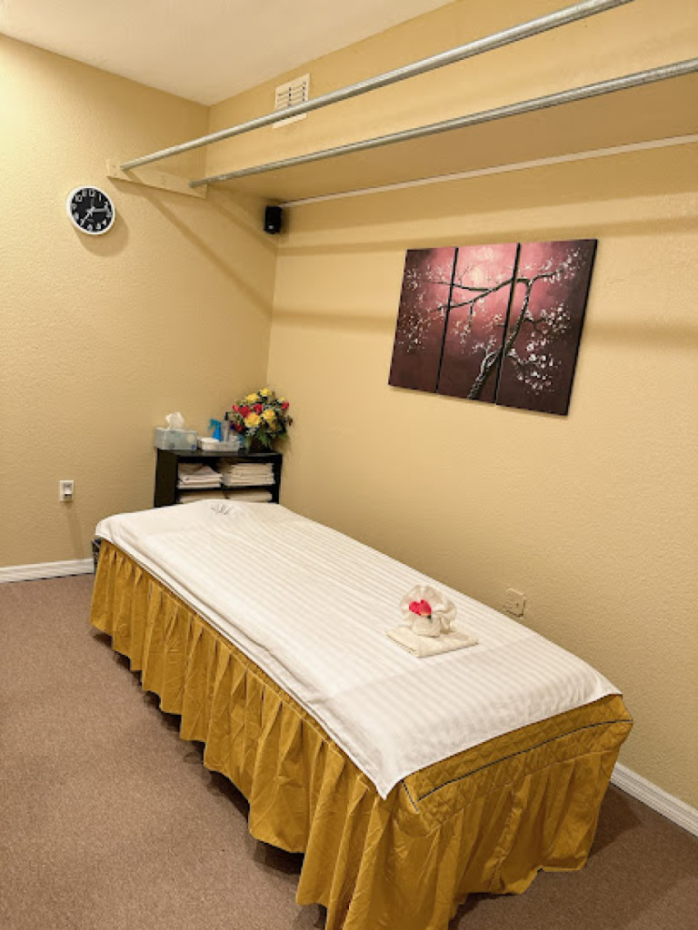 Jade Massage & Spa photo 1