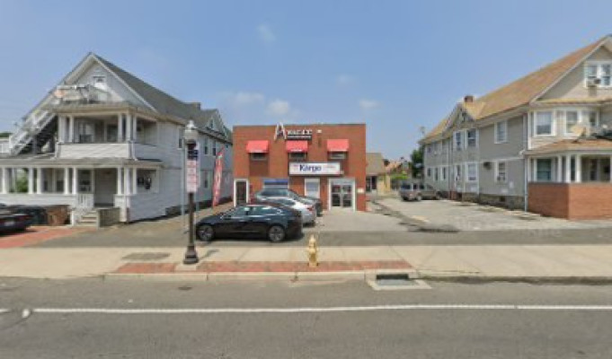 Apple Salon listing photo