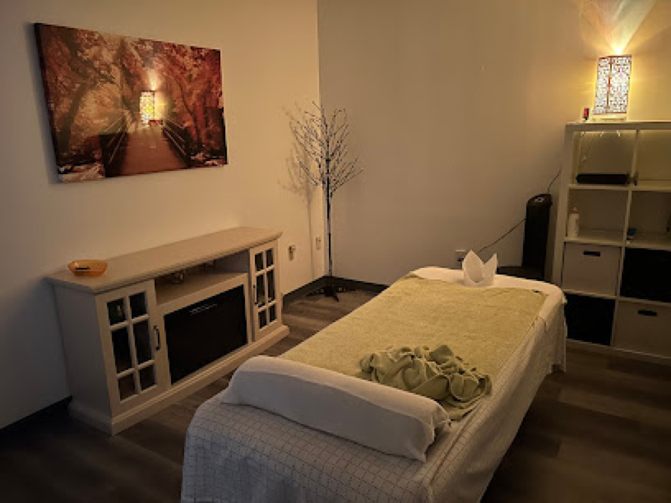 Ying massage clinic photo 1