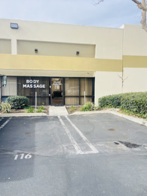Golden Massage listing photo