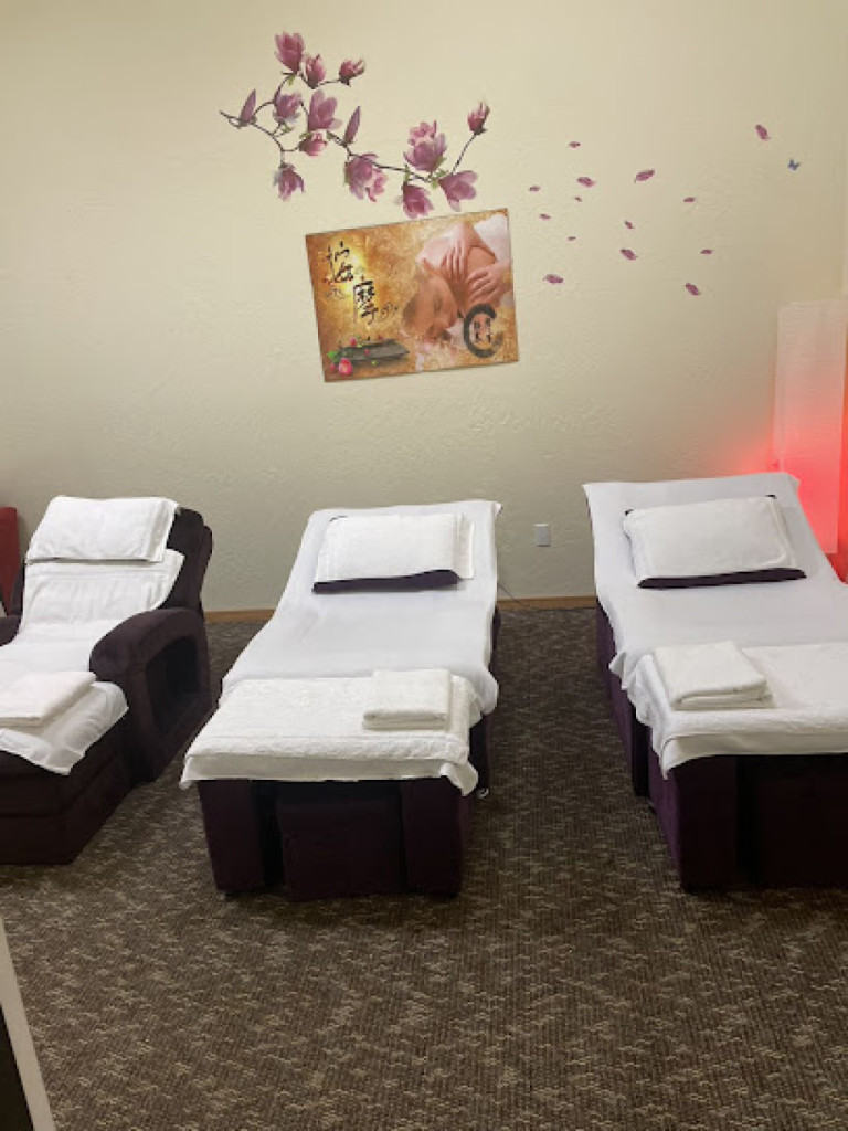 Asia Massage photo 1