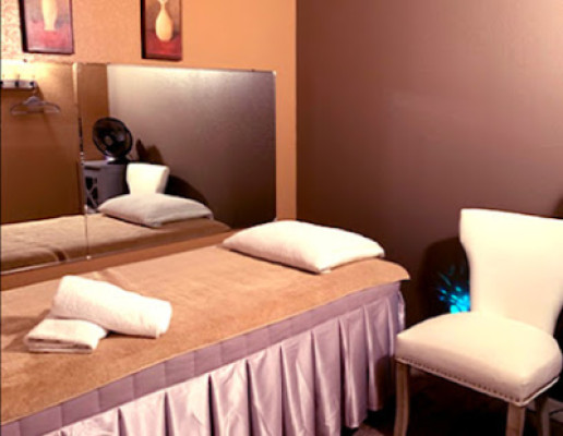 Pine Tree Spa listing photo
