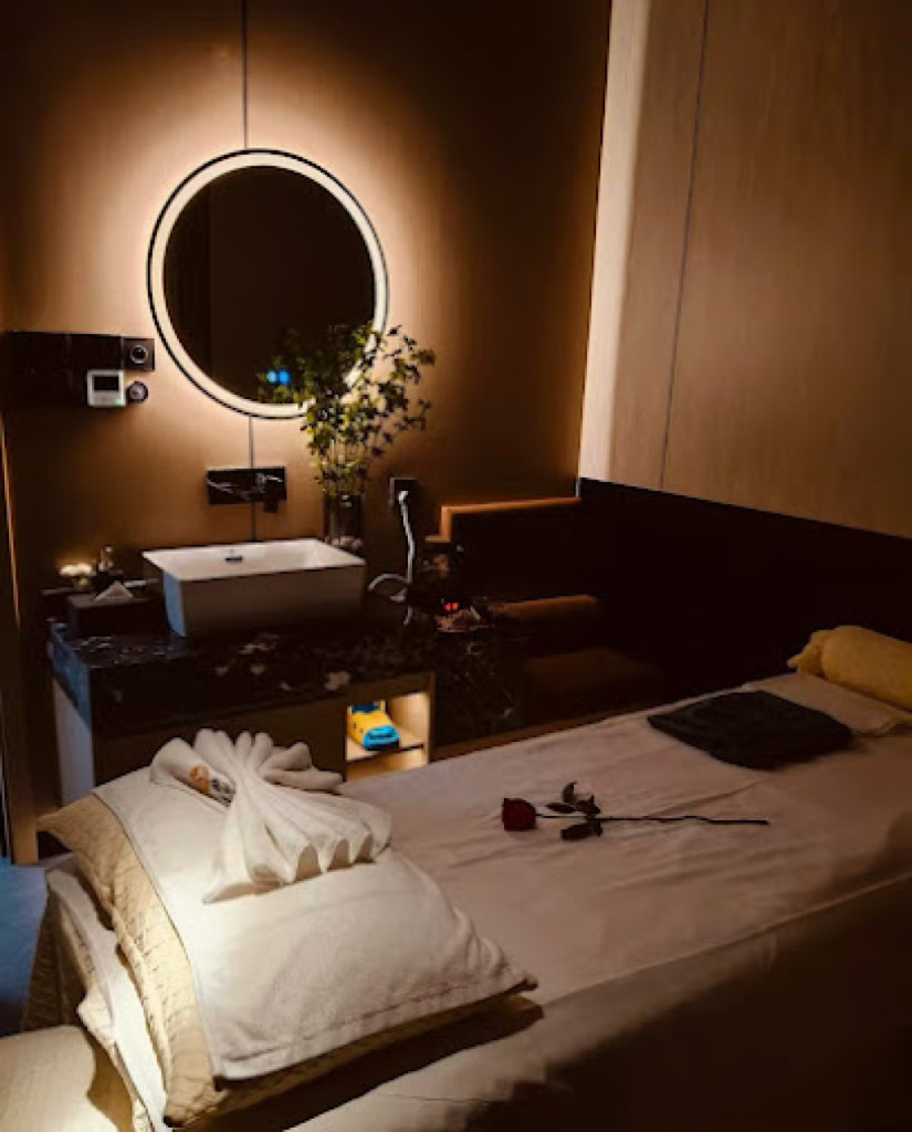 Moon beam Massage photo 1