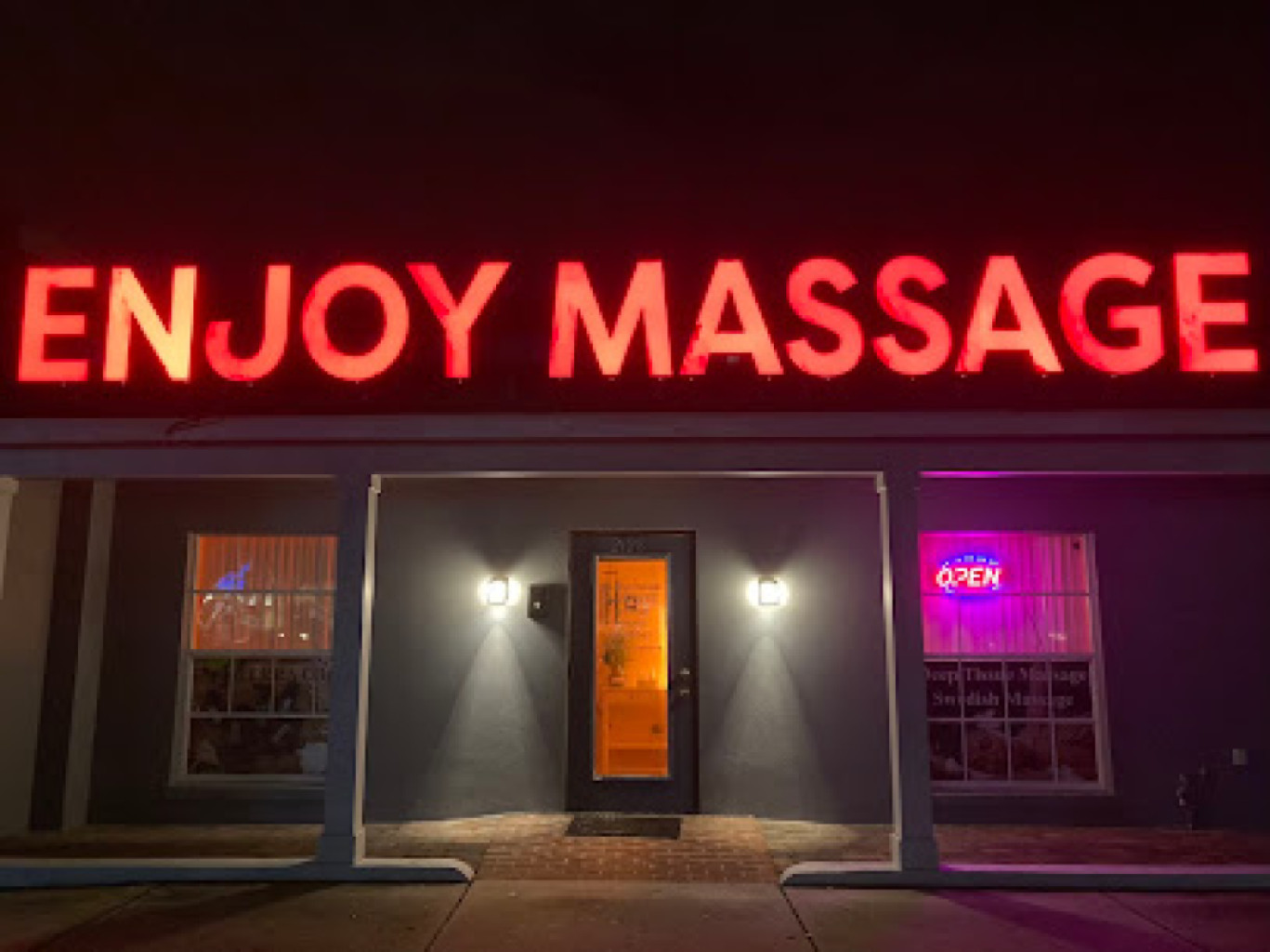 Enjoy Massage photo 1