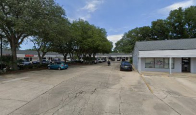 Sunny Spa listing photo
