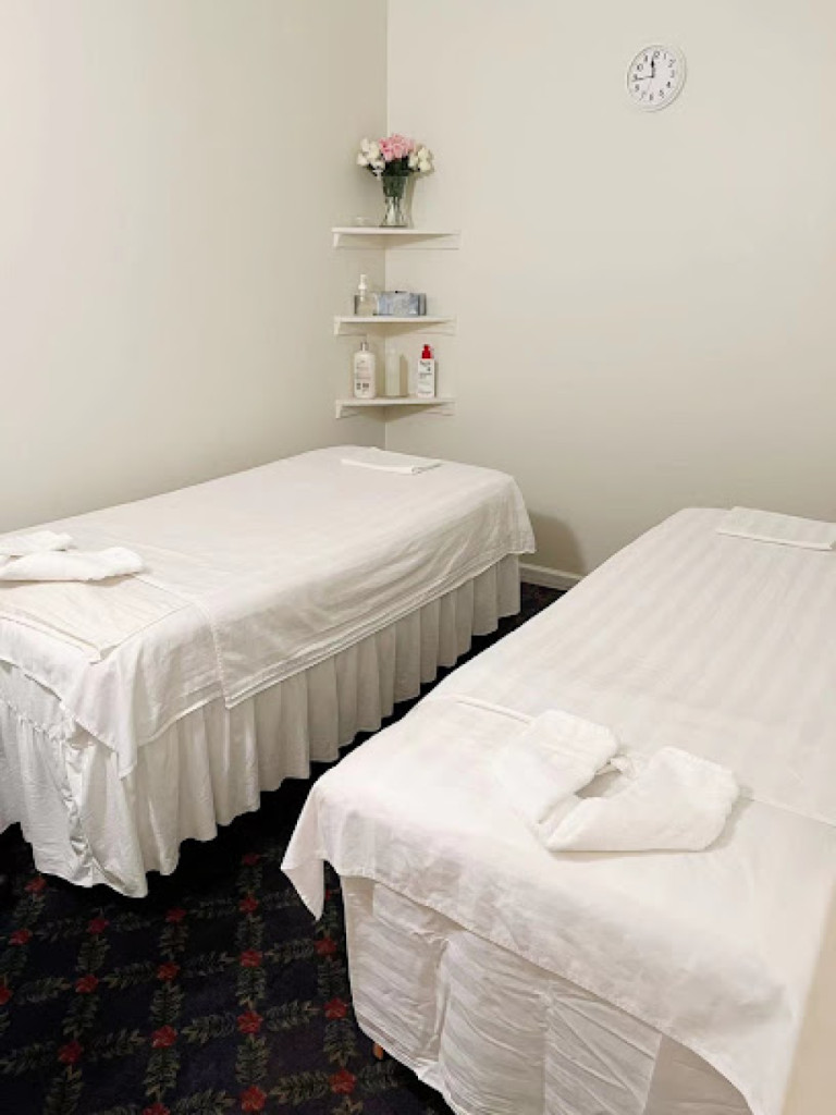 Massage Spring photo 1