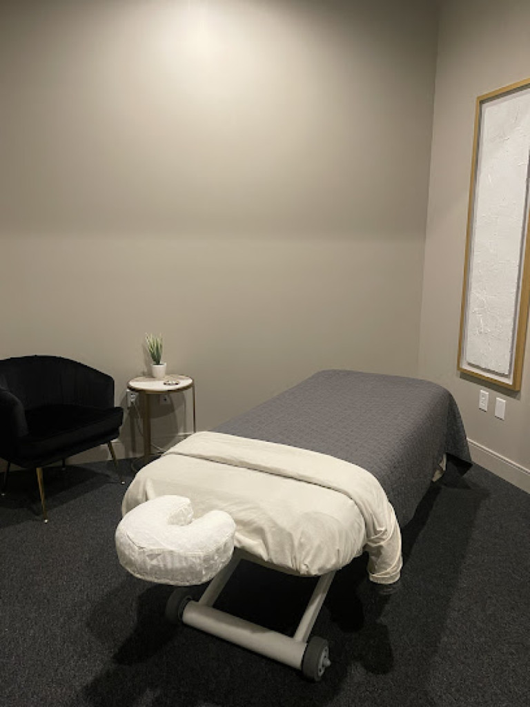 Healthy Massage photo 1