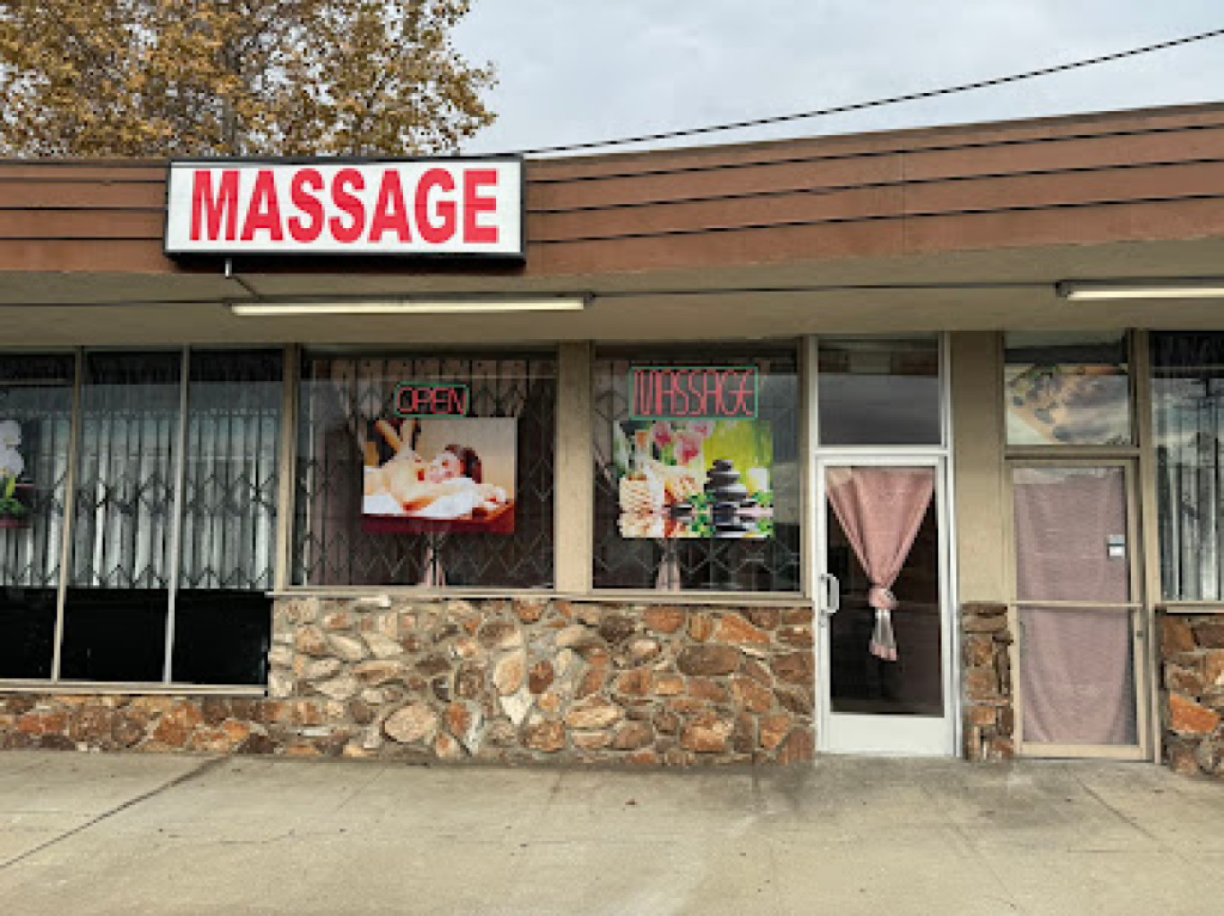 King Massage photo 1