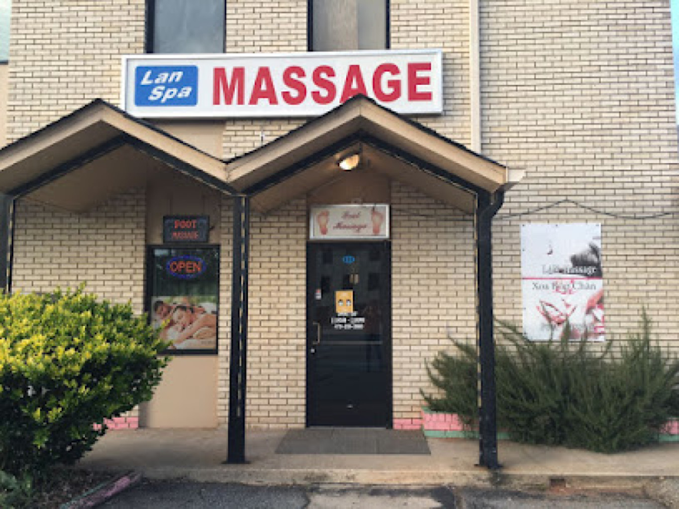LAN Massage photo 1