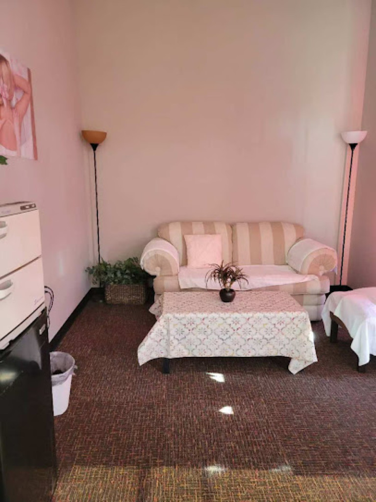 Essential Spa photo 1