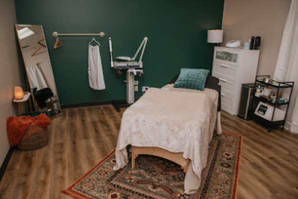 Cozy Spa listing photo