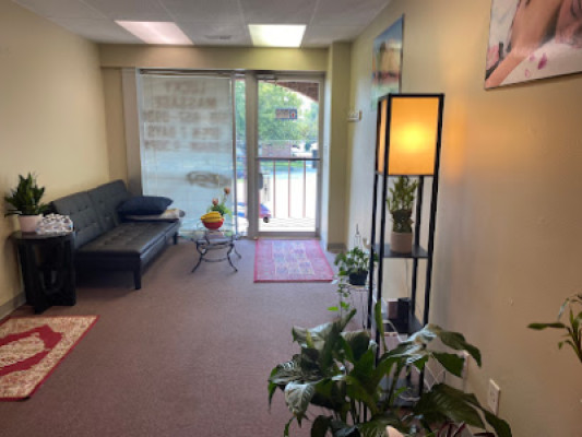 Lucky massage listing photo