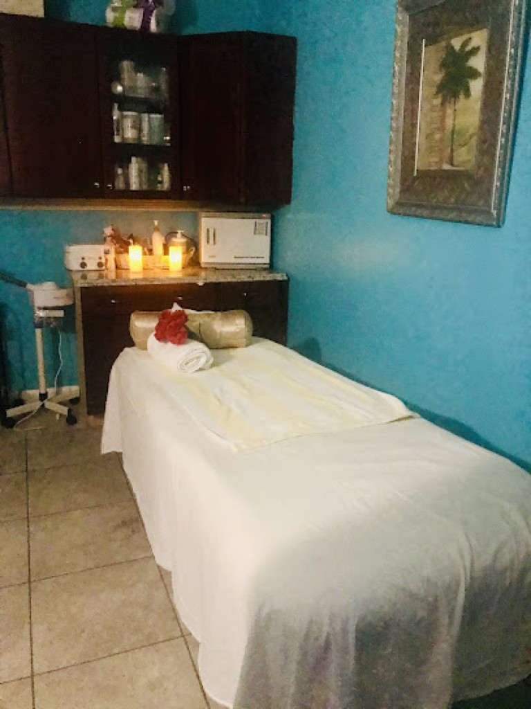 Body countour massage and spa photo 1